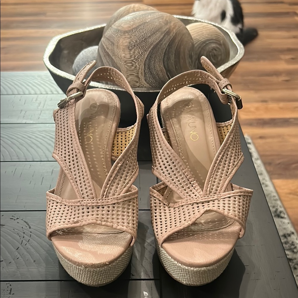 Vince Camuto Blush Pink Platform Sandals